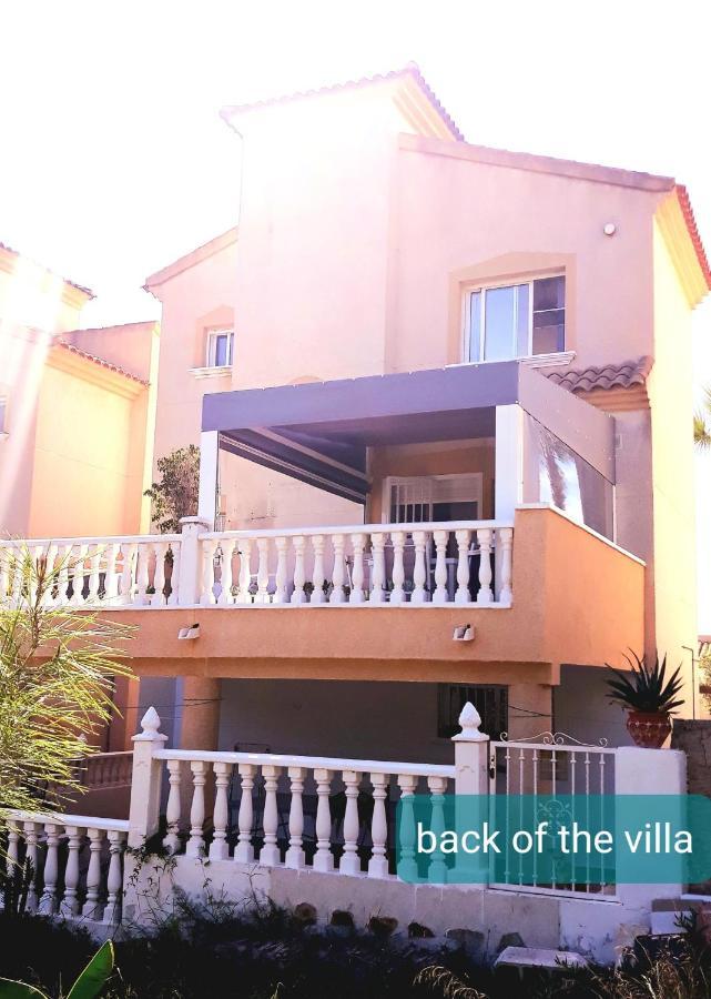 Fabulous Detached Large Villa 5 Bedrooms 3 Bathrooms Backing Onto Villamartin Golf Course Bagian luar foto