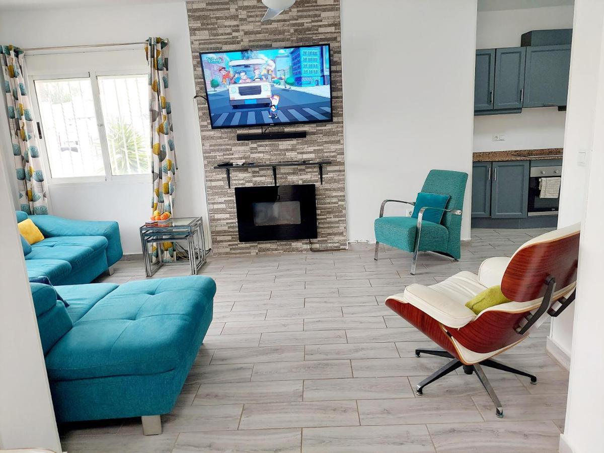Fabulous Detached Large Villa 5 Bedrooms 3 Bathrooms Backing Onto Villamartin Golf Course Bagian luar foto